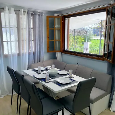 Ilios & Thalassa Luxury Retreat , Feriehus *
