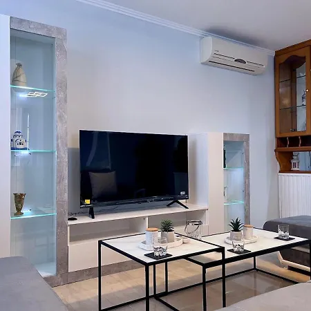 Tatil Evi Ilios & Thalassa Luxury Retreat ,